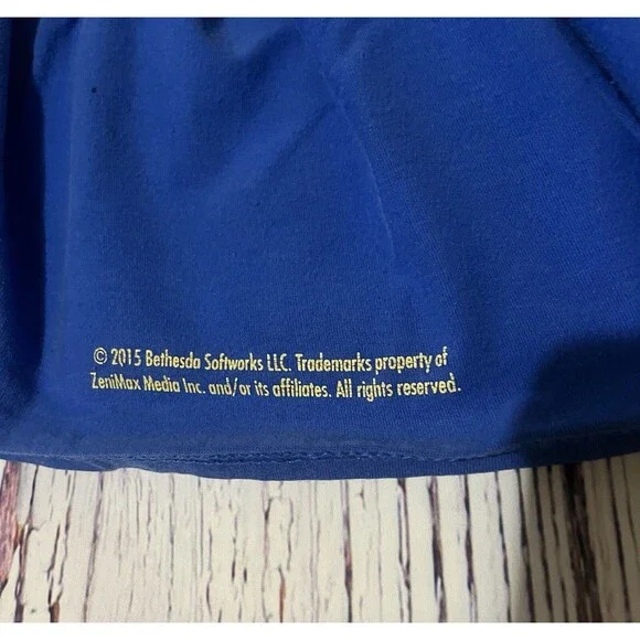 Fallout 4 2015 'Welcome Home' Vault Door T-Shirt Size XL Zenimax/Bethesda - Picture 7 of 10